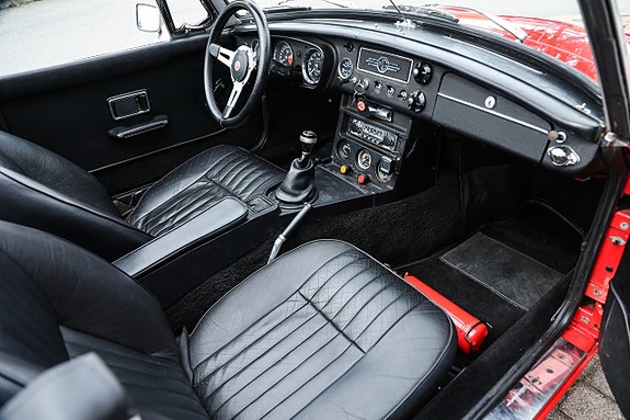 MG MGB 11 of 15