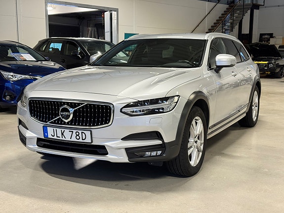 Volvo V90 Cross Country