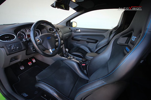 Ford Focus 11 of 24