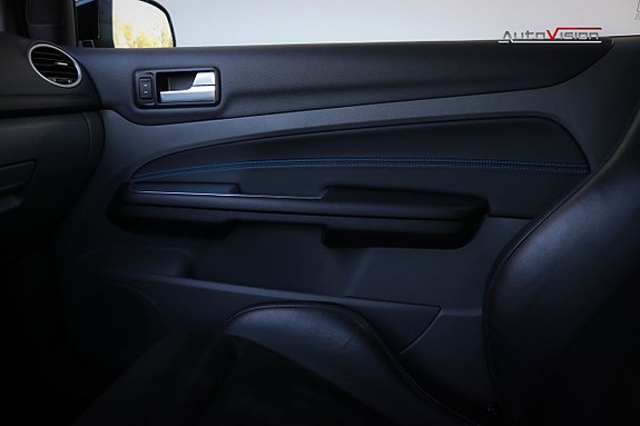 Ford Focus 16 of 24