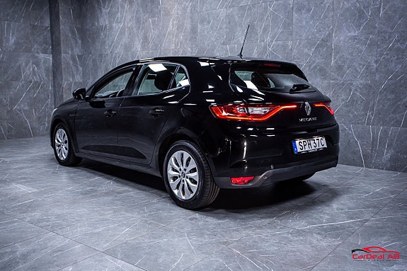 Renault Megane 5 of 24