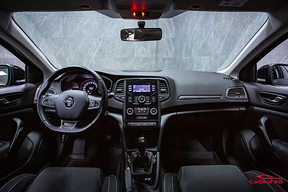 Renault Megane 14 of 24