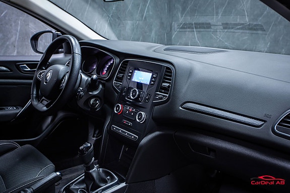 Renault Megane 15 of 24