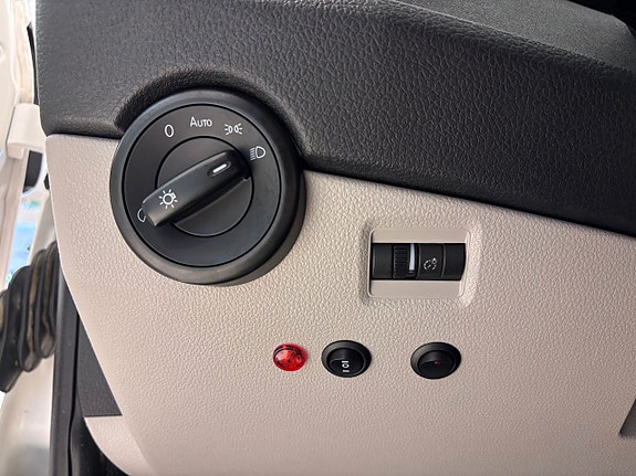 Volkswagen Transporter 19 of 29