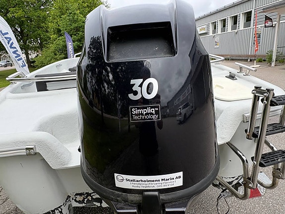 Som ny Suvi 440 med Tohatsu 30hk, Ekolod/Plotter och trailer 5 of 11