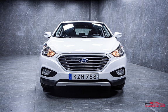 Hyundai ix35 2 of 5
