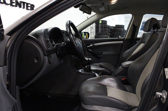 Saab 9-3 9 of 16