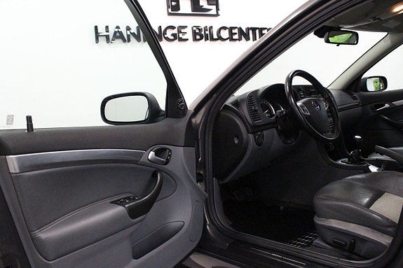 Saab 9-3 8 of 16