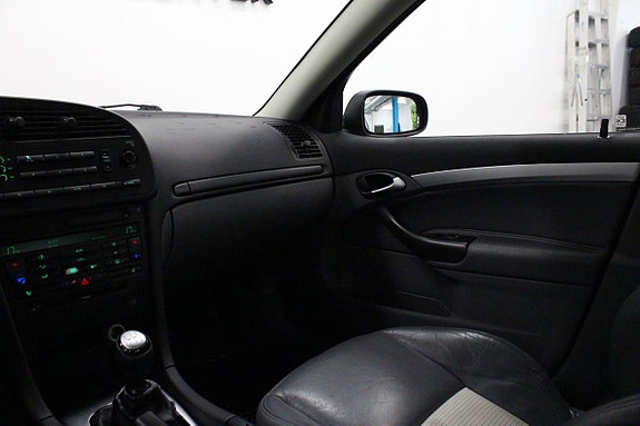 Saab 9-3 12 of 16