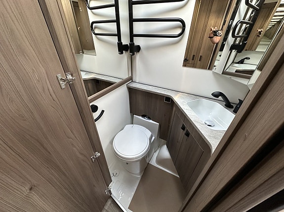 Kabe AMETIST 560 GLE KS 15 of 16