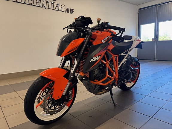 KTM 1290 Super Duke R 1.3 V-twin / Påkostad / Finans 2 of 7