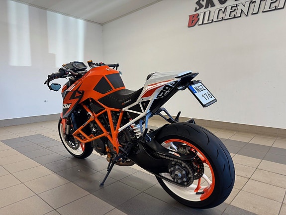 KTM 1290 Super Duke R 1.3 V-twin / Påkostad / Finans 3 of 7