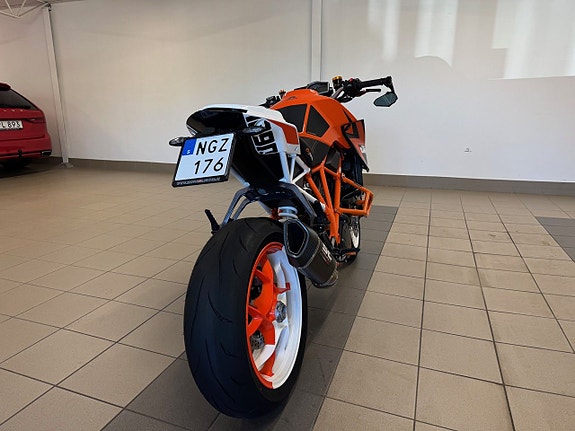 KTM 1290 Super Duke R 1.3 V-twin / Påkostad / Finans 4 of 7