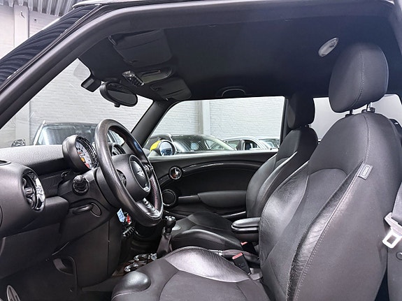 MINI Cooper S 5 of 5