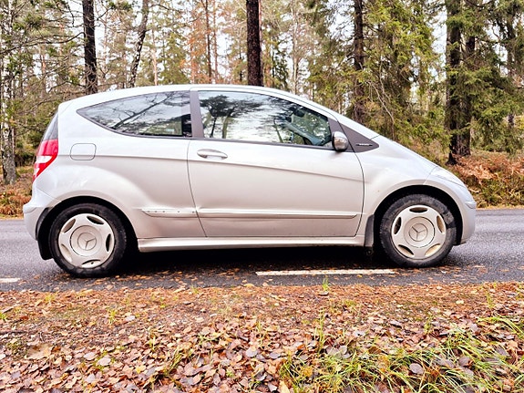Mercedes-Benz A150 8 of 17