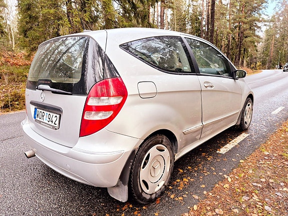 Mercedes-Benz A150 7 of 17