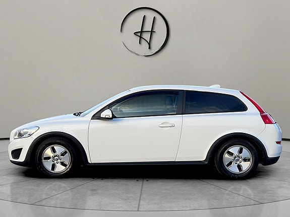 Volvo C30 7 of 22