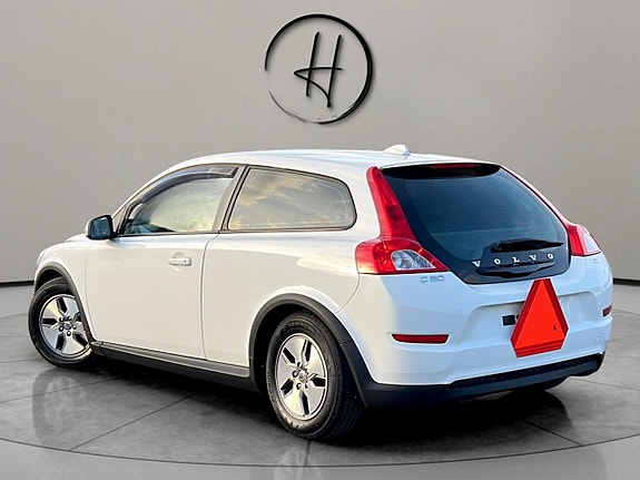 Volvo C30 2 of 22