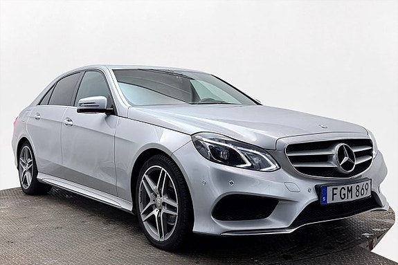 Mercedes-Benz E250 4 of 5