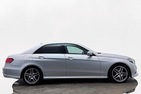 Mercedes-Benz E250 5 of 5