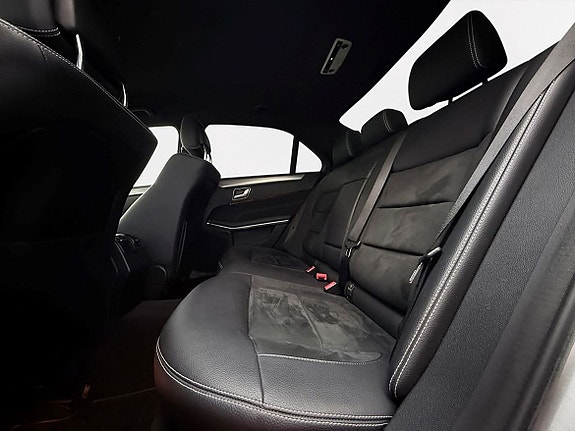 Mercedes-Benz E250 13 of 27
