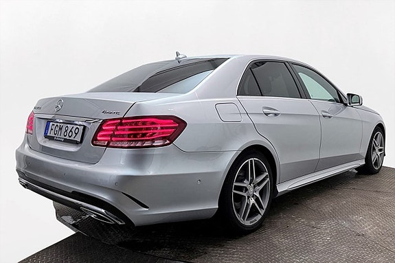 Mercedes-Benz E250 6 of 27