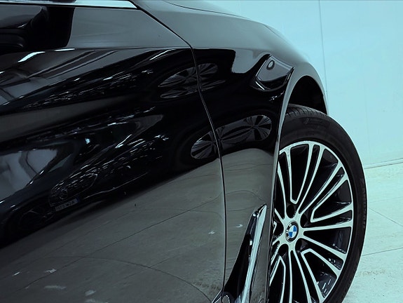 BMW 520 4 of 5