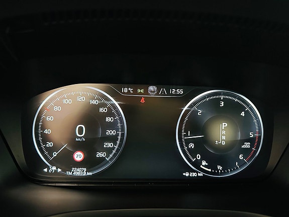 Volvo V60 19 of 25