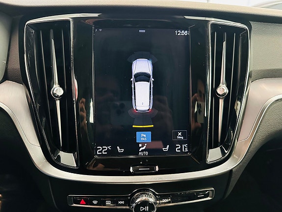 Volvo V60 22 of 25