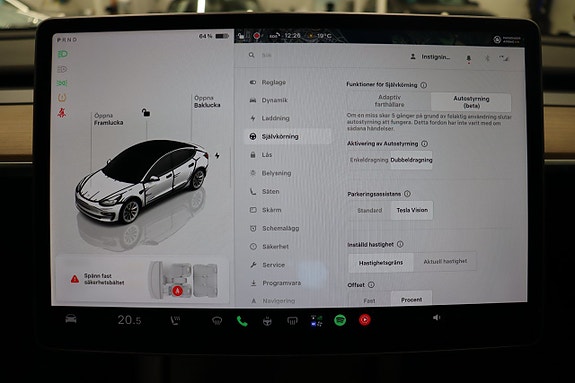 Tesla Model 3 22 of 25