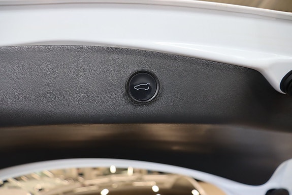 Tesla Model 3 8 of 25
