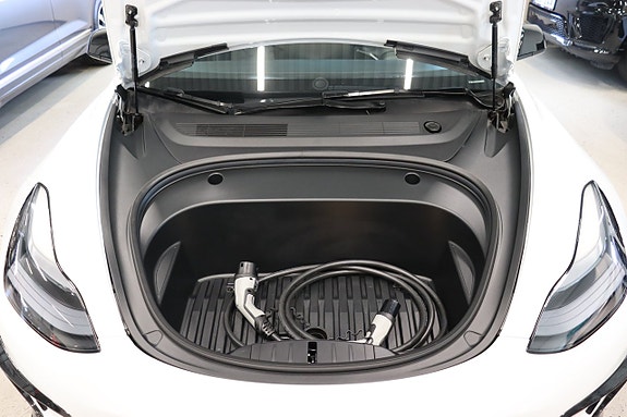 Tesla Model 3 9 of 25