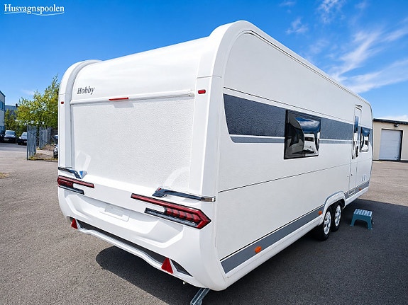 Hobby 660 WFC Prestige Alde Ugn Dubbelbädd 2 of 15