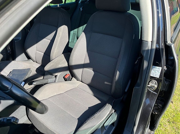 Volkswagen Golf I 11 of 13
