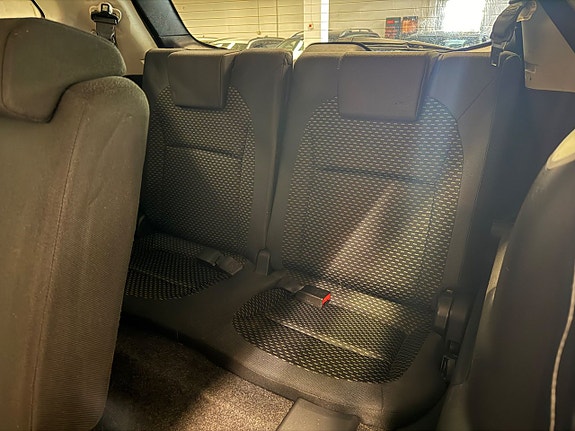 Nissan Qashqai+2 19 of 22