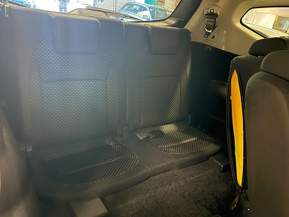 Nissan Qashqai+2 21 of 22