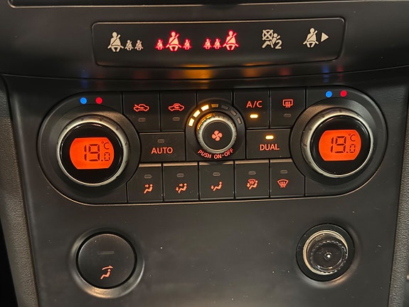 Nissan Qashqai+2 15 of 22