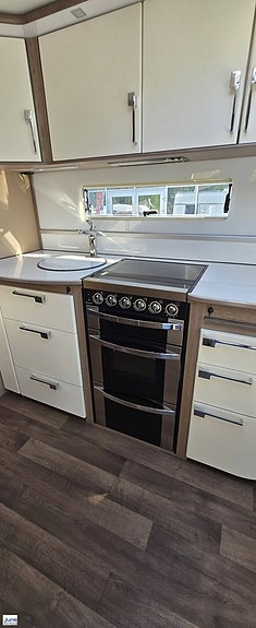 Kabe ROYAL 600 XL KS 4 of 15