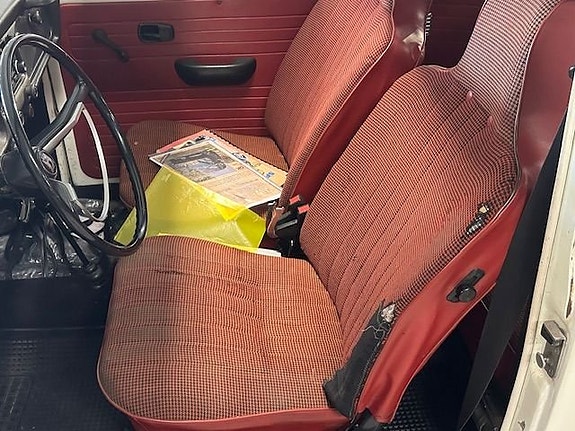 Volkswagen 1303 8 of 29