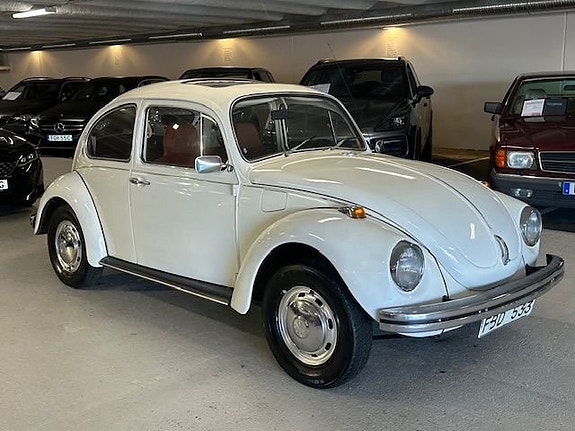 Volkswagen 1303 2 of 5