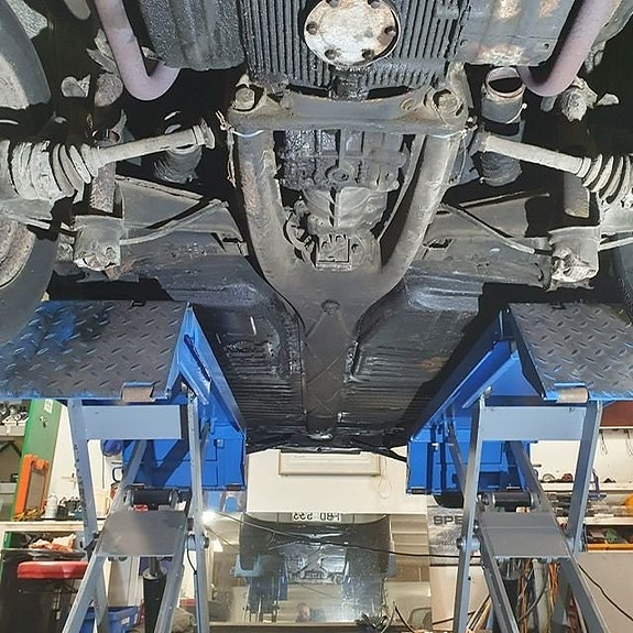 Volkswagen 1303 26 of 29