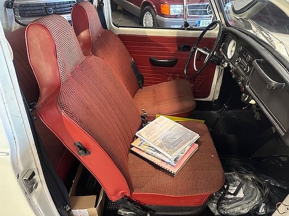 Volkswagen 1303 9 of 29