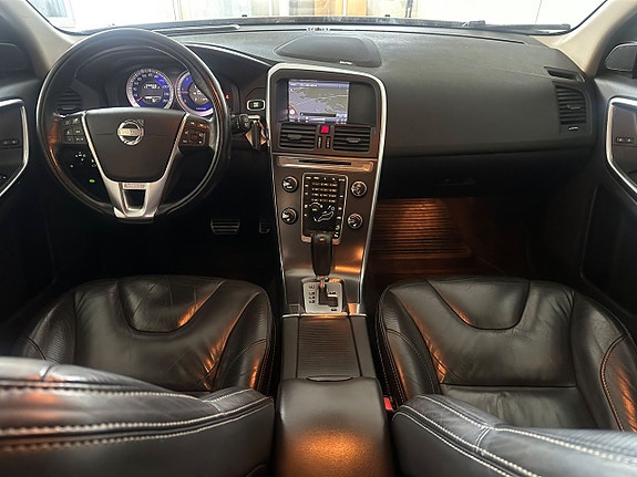 Volvo XC60 7 of 21