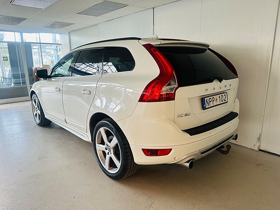 Volvo XC60 3 of 5