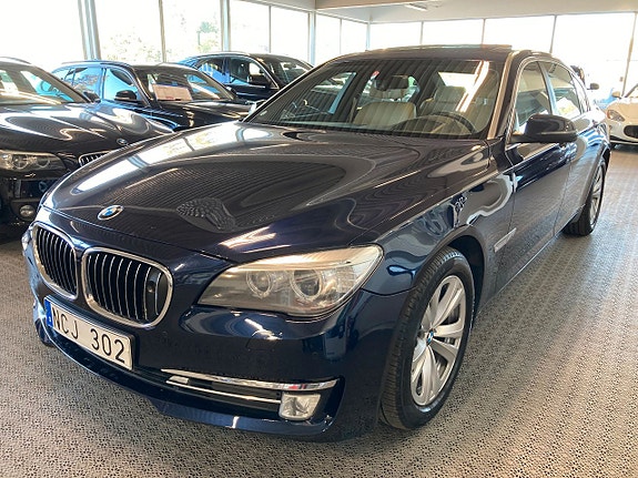 BMW 730