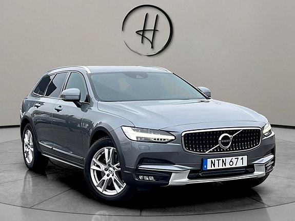 Volvo V90 Cross Country