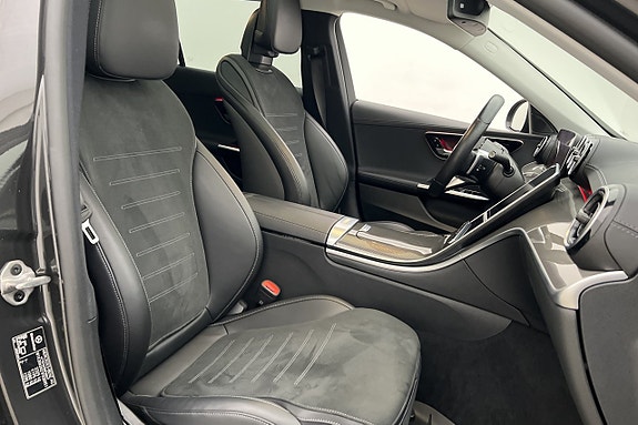 Mercedes-Benz C200 15 of 30