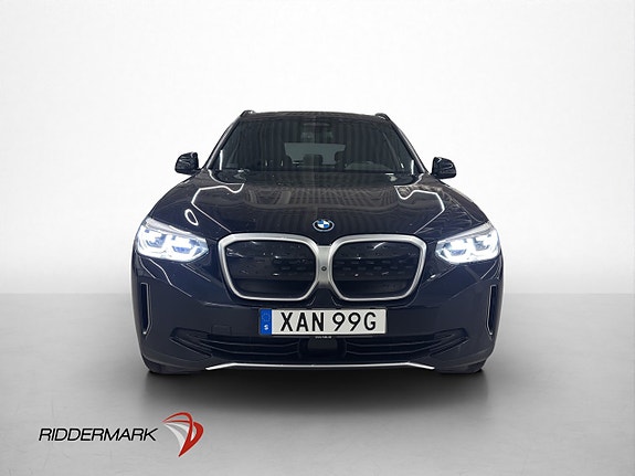 BMW iX3 3 of 5