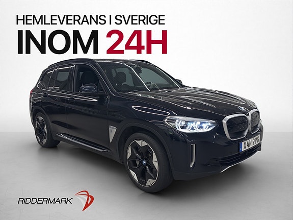 BMW iX3 4 of 5