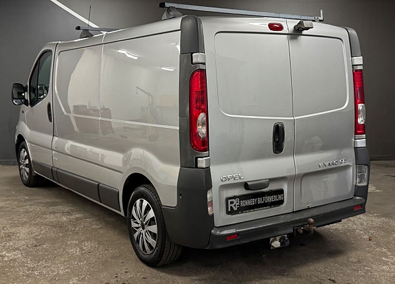 Opel Vivaro 7 of 20